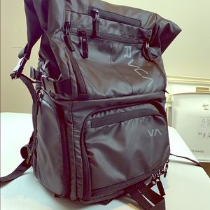 RVCA Zak Noyle Camera Bag Backpack (Black)